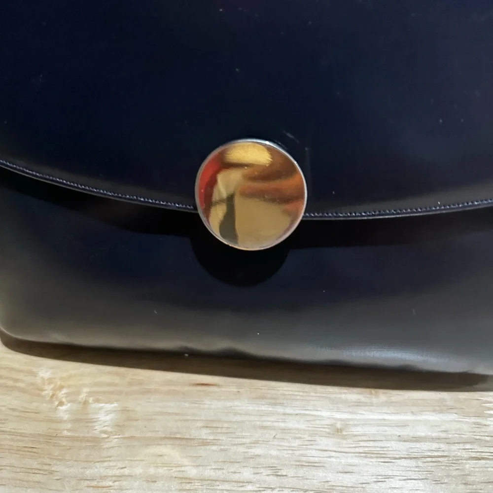 80s Navy Blue Purse with Accordion Bottom